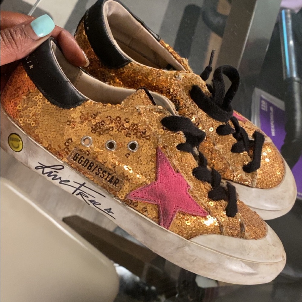 Golden Goose pink girl shoes